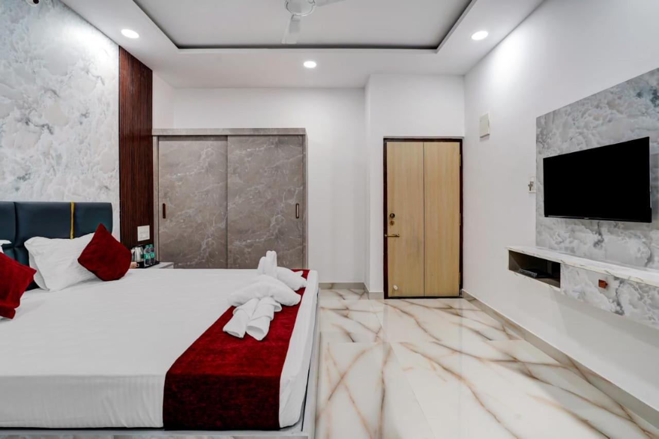 Hotel Sky Blue And Suites Bangalore Exterior photo